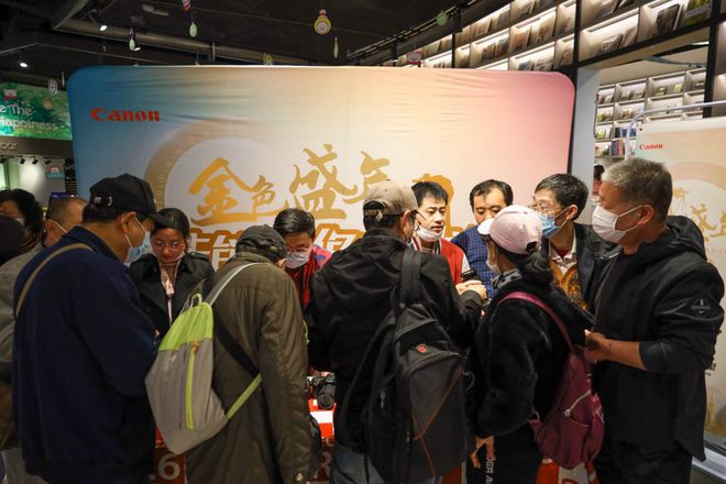 %！银发数码摄影如何进阶为市场掘金新热点？龙八国际娱乐网站客单价过万成交增长超100(图10)